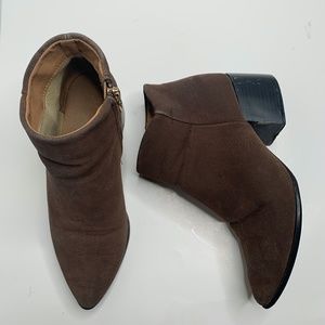 M & L | Brown Pointy Front Booties size 7